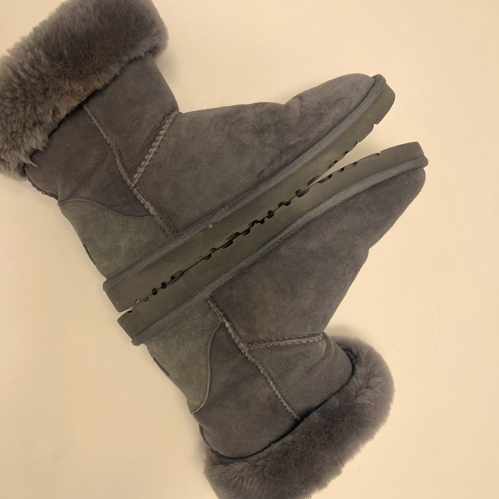 Women's Gray Shearling Boots